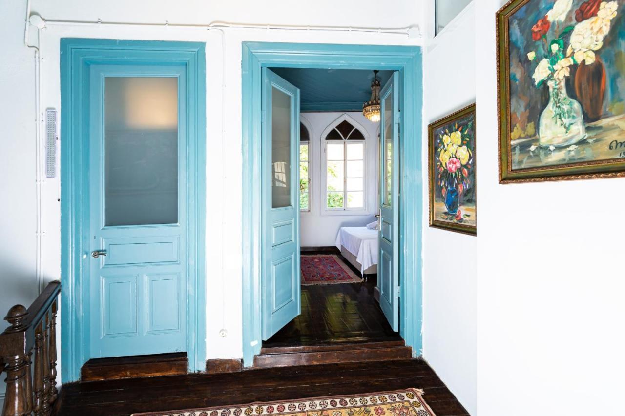 Mansion With Lemon Tree Apartment อิซมีร์ ภายนอก รูปภาพ