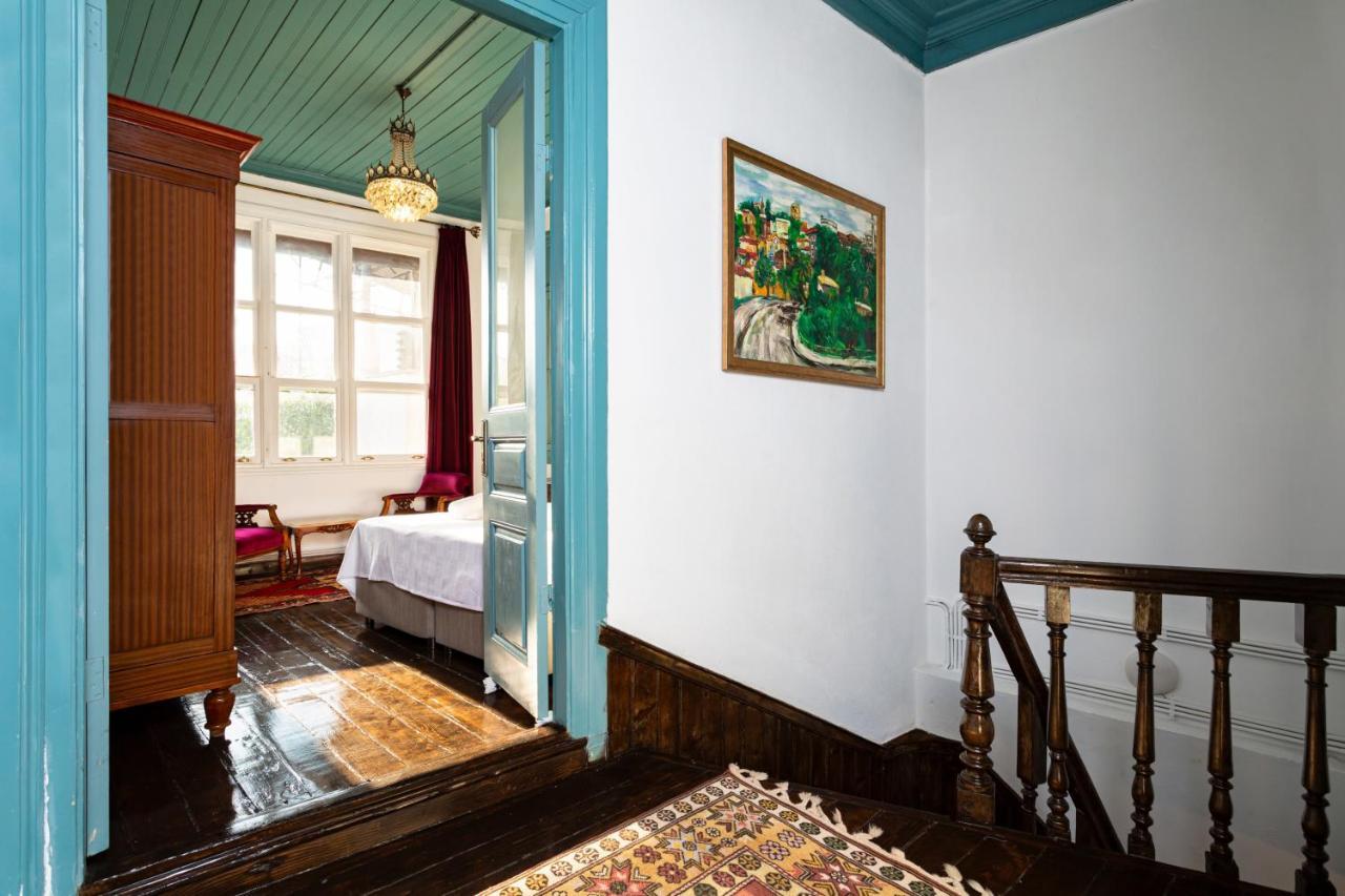Mansion With Lemon Tree Apartment อิซมีร์ ภายนอก รูปภาพ
