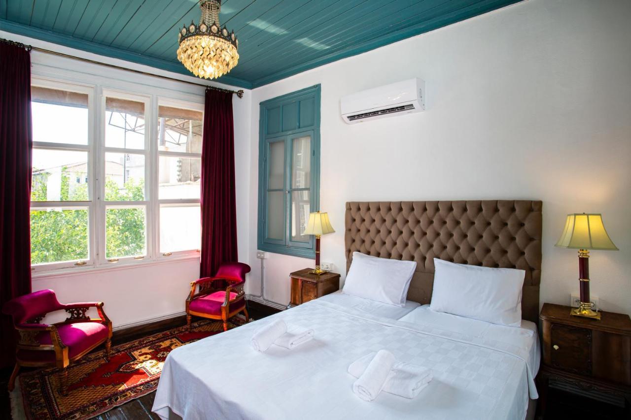 Mansion With Lemon Tree Apartment อิซมีร์ ภายนอก รูปภาพ