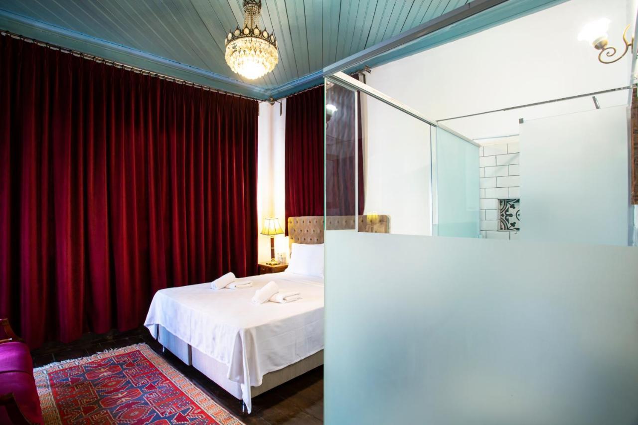 Mansion With Lemon Tree Apartment อิซมีร์ ภายนอก รูปภาพ