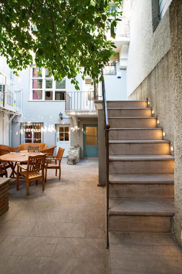 Mansion With Lemon Tree Apartment อิซมีร์ ภายนอก รูปภาพ